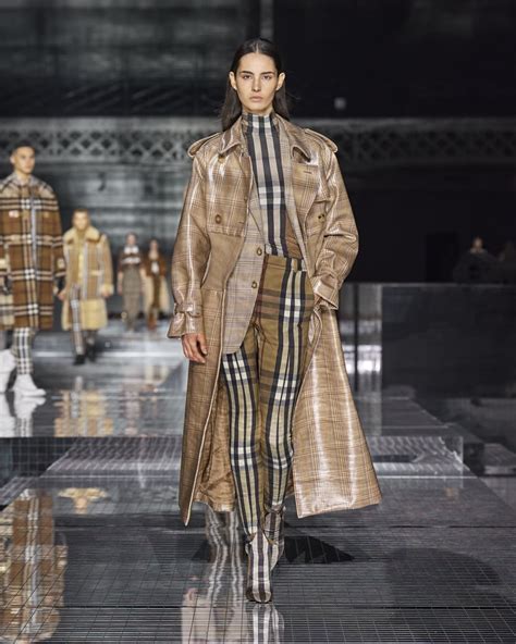 burberry 2020|Burberry runway 2020.